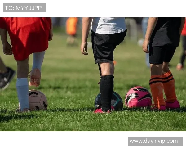 足球的魅力与技术分析探讨以及对未来发展的展望与思考